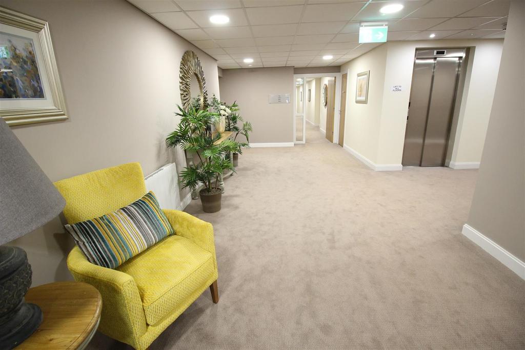 Communal landing