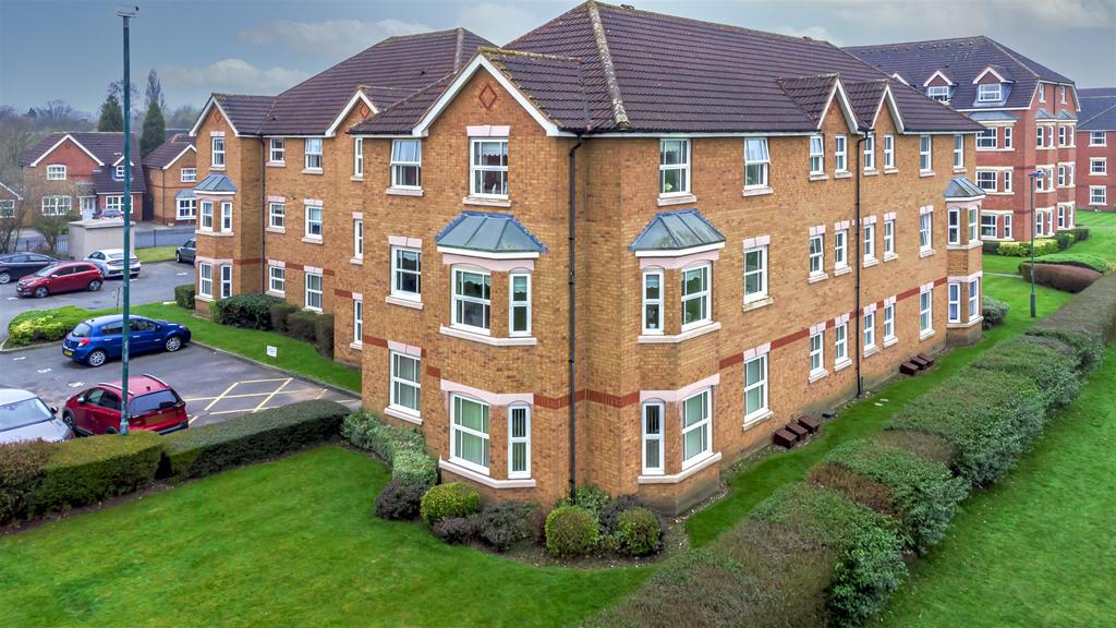 Westfield Drive, Aldridge 2 bed apartment £199,950