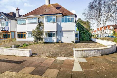 5 Crowstone Avenue, Westcliff-on-sea, SS0 8HT