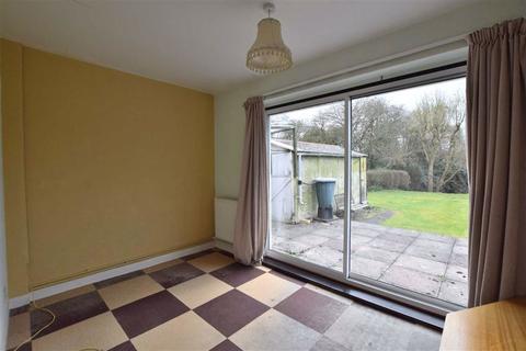 55 Bodiam Avenue, Tuffley, Gloucester, GL4 0TJ