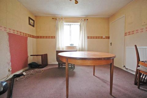 Kumla School Road, Rayne, Braintree, CM77 6ST