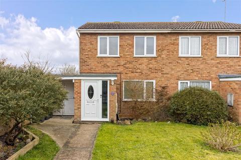29 Canberra Road, Worthing, BN13 3HH