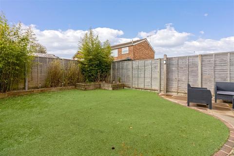 29 Canberra Road, Worthing, BN13 3HH