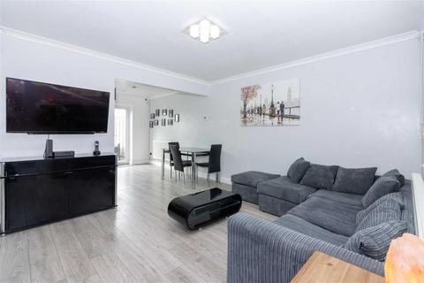 29 Canberra Road, Worthing, BN13 3HH
