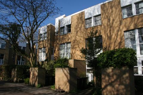 58 Highsett, Cambridge, CB2 1NZ