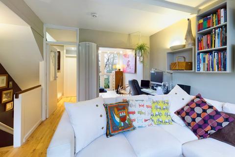 58 Highsett, Cambridge, CB2 1NZ