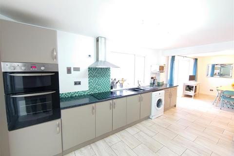 71 Ratcliffe Road, Atherstone, CV9 1LF