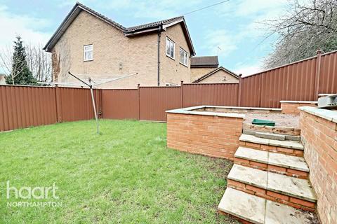 34 Five Acres Fold, Northampton, NN4 8TQ