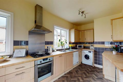 24 Marina Crescent, Skipton, BD23 1TR