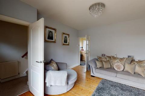 24 Marina Crescent, Skipton, BD23 1TR