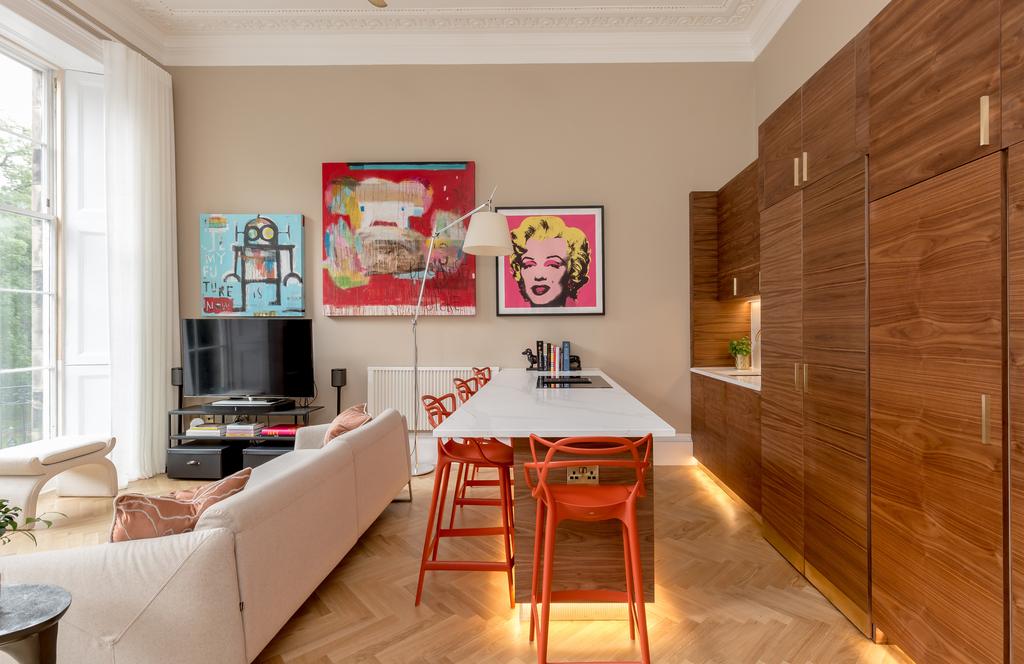Sitting Room/Dining Room/Kitchen