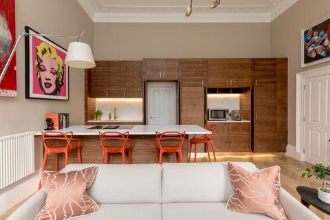 8/5 Royal Circus, Edinburgh, EH3 6SR