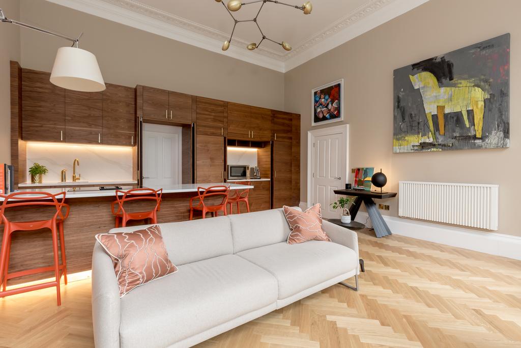 Sitting Room/Dining Room/Kitchen