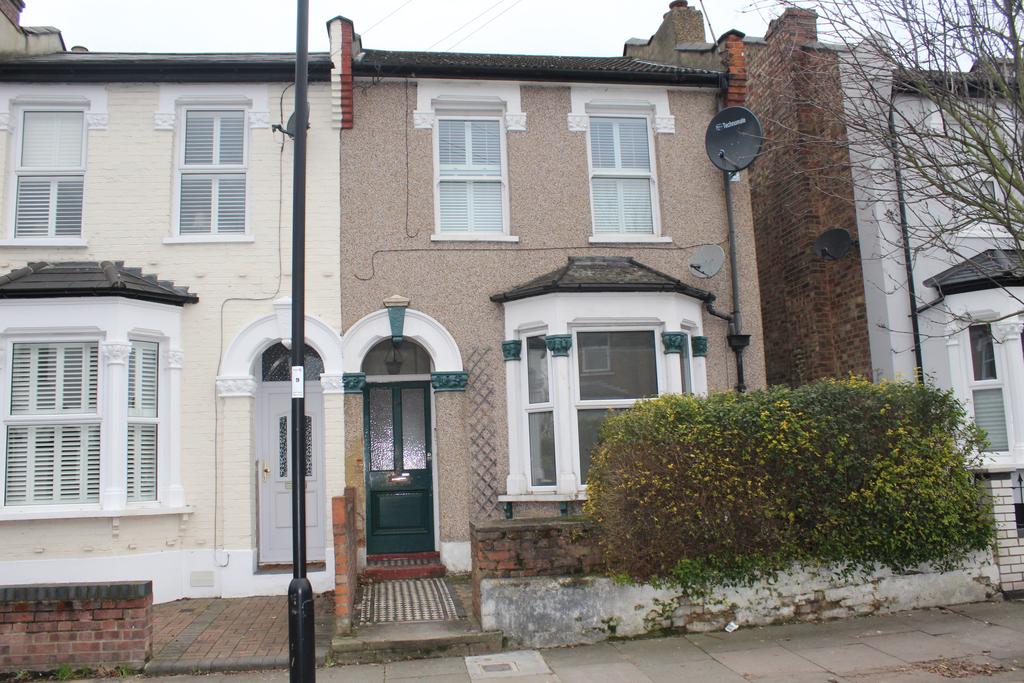 Fotheringham Road, EN1 1 bed flat £1,175 pcm (£271 pw)