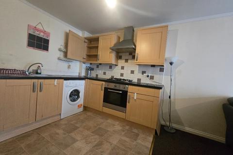 3 bedroom flat to rent, Trafalgar Lane, Leith, Edinburgh, EH6