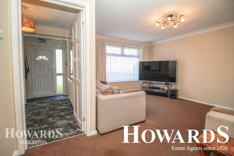 19 Anglian Way, Hopton, Great Yarmouth, NR31 9DB