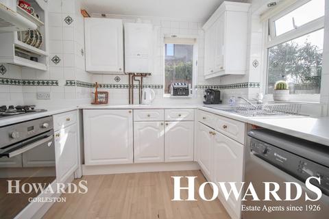 19 Anglian Way, Hopton, Great Yarmouth, NR31 9DB