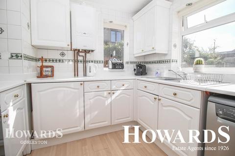 19 Anglian Way, Hopton, Great Yarmouth, NR31 9DB