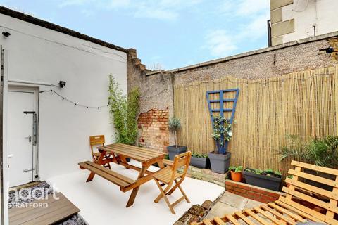128 Chandos Road, London, E15 1TT