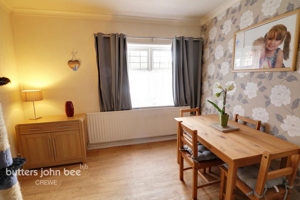 Alton Street, Crewe 3 bed end of terrace house £90,000