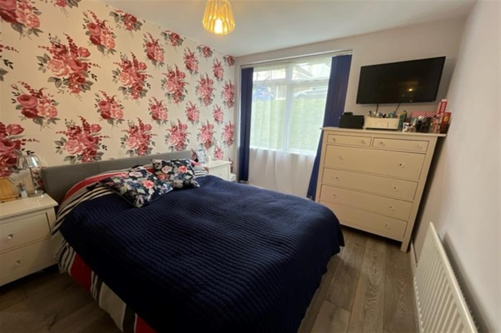 Main Bed