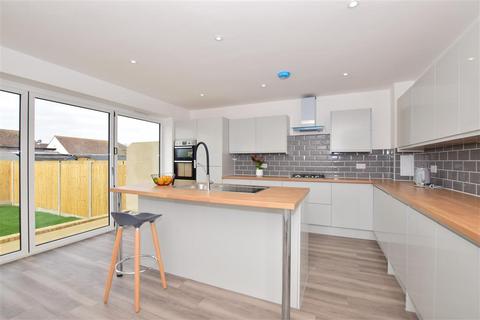 4 Jetty Road, Warden, Sheerness, ME12 4PS