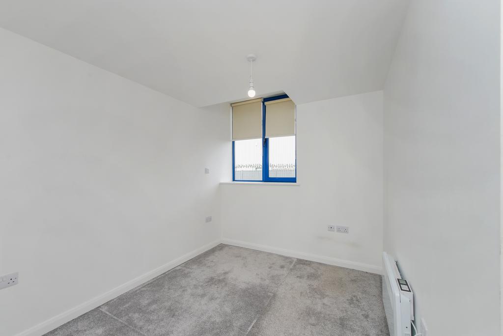 Bedroom 1a