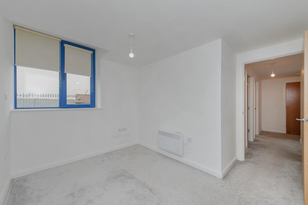 Bedroom 1b