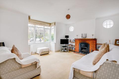 1 Townsend Road, Ashford, TW15 3PR