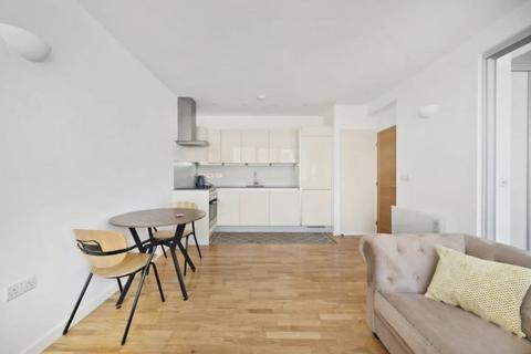1 bedroom flat to rent, Whittington House, London, N19