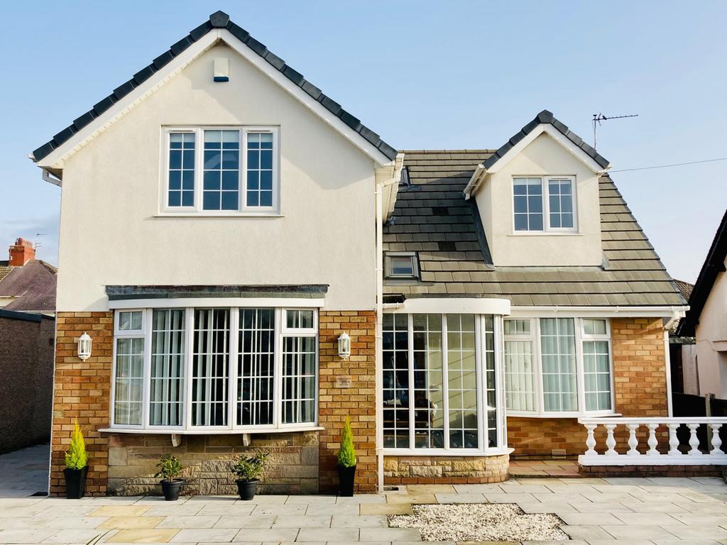West Drive, ThorntonCleveleys, FY5 4 bed detached house £340,000