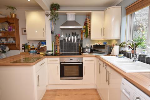 19 Brines Orchard, Templecombe, BA8 0JL
