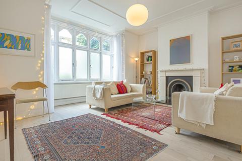 24 Merton Avenue, London, W4 1TA
