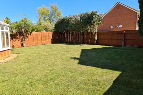 10 Trentham Close, Northampton, NN4 0WB