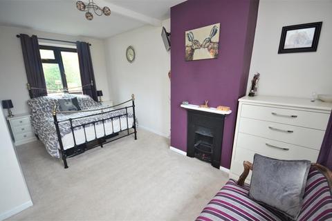 90 Brookdale, Lower Gornal, Dudley, DY3 2HH