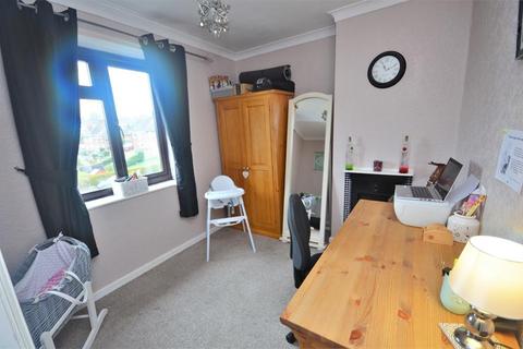 90 Brookdale, Lower Gornal, Dudley, DY3 2HH