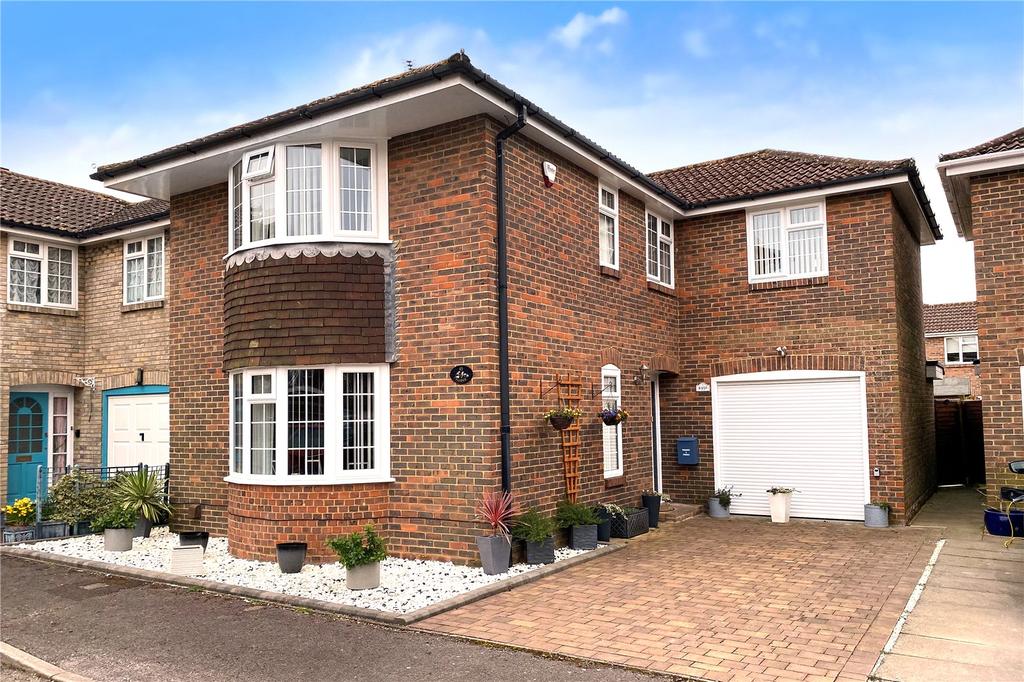 Dell Drive, The Dell, Angmering, West... 4 bed detached house £490,000
