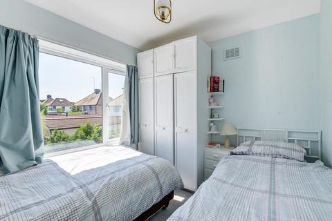 undefined, Clarendon Gardens,  Hendon,  NW4