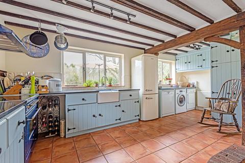 Trelayne Chalk Road, Ifold, Billingshurst, RH14 0UD