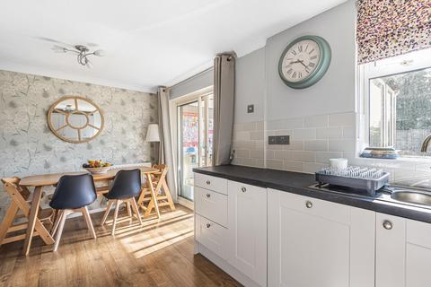 50 Birch Road, Godalming, GU7 3NU