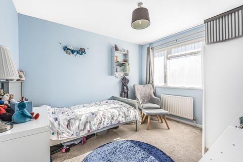 50 Birch Road, Godalming, GU7 3NU