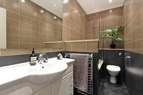 Flat 2, 63 Windsor Road, London, W5 3UJ