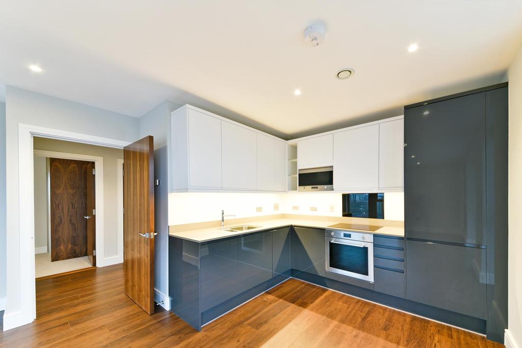 Samuelson House, Greenview Court, Southall, UB2 1 bed apartment £