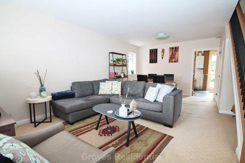 2a Arthur Road, New Malden, KT3 6LX