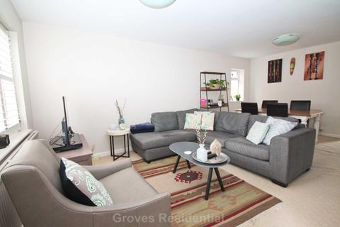 2a Arthur Road, New Malden, KT3 6LX