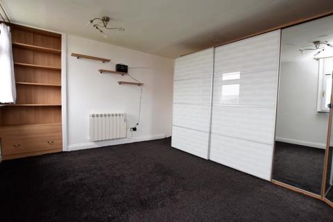 109 Brendon Way, Nuneaton, CV10 8NW