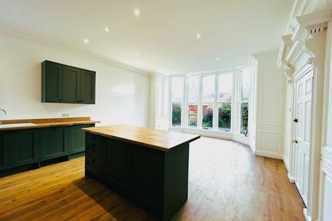 2 bedroom flat to rent, Apartment 2 Newall Hall, Otley, LS21 2RD