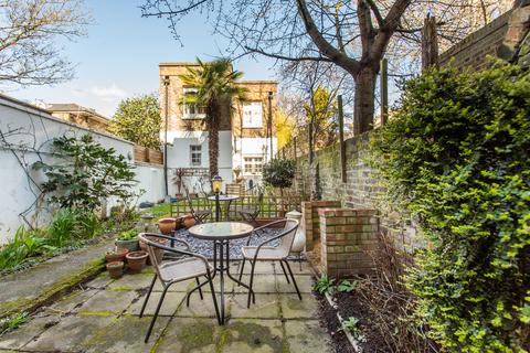 425c Mile End Road, London, E3 4PB