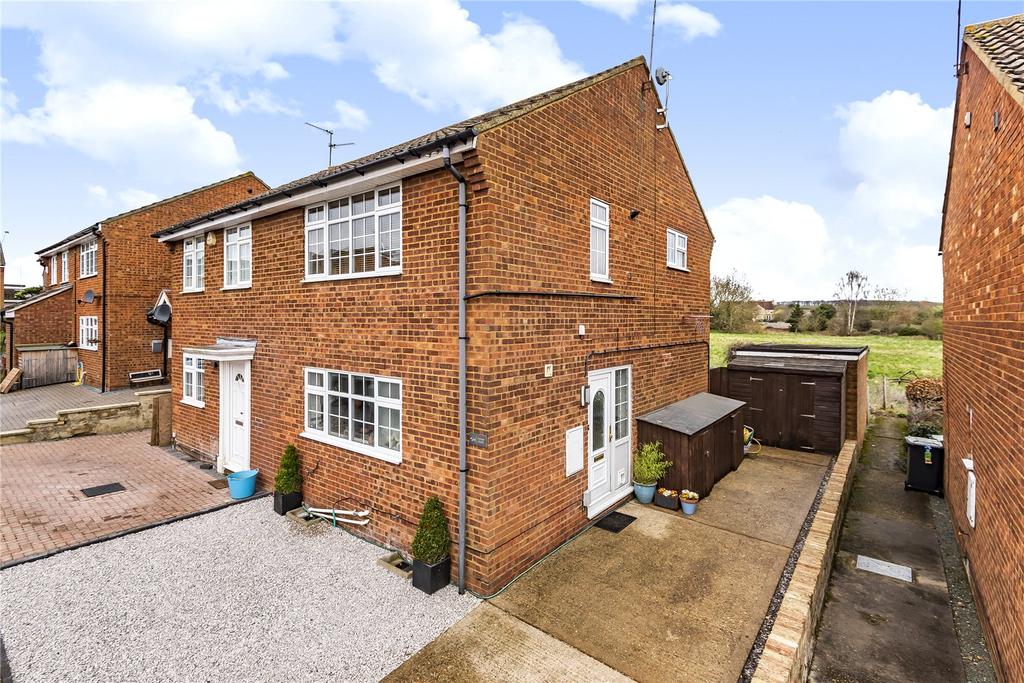 Cobbitts Road, Maulden, Bedfordshire, MK45 3 bed semidetached house