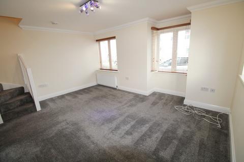 2 bedroom maisonette to rent, Boscombe Grove Road, Bournemouth BH1